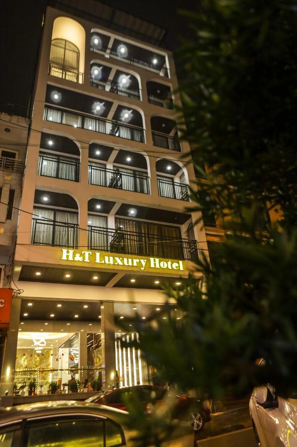 H&T Luxury Hotel Sa Pa Exterior photo