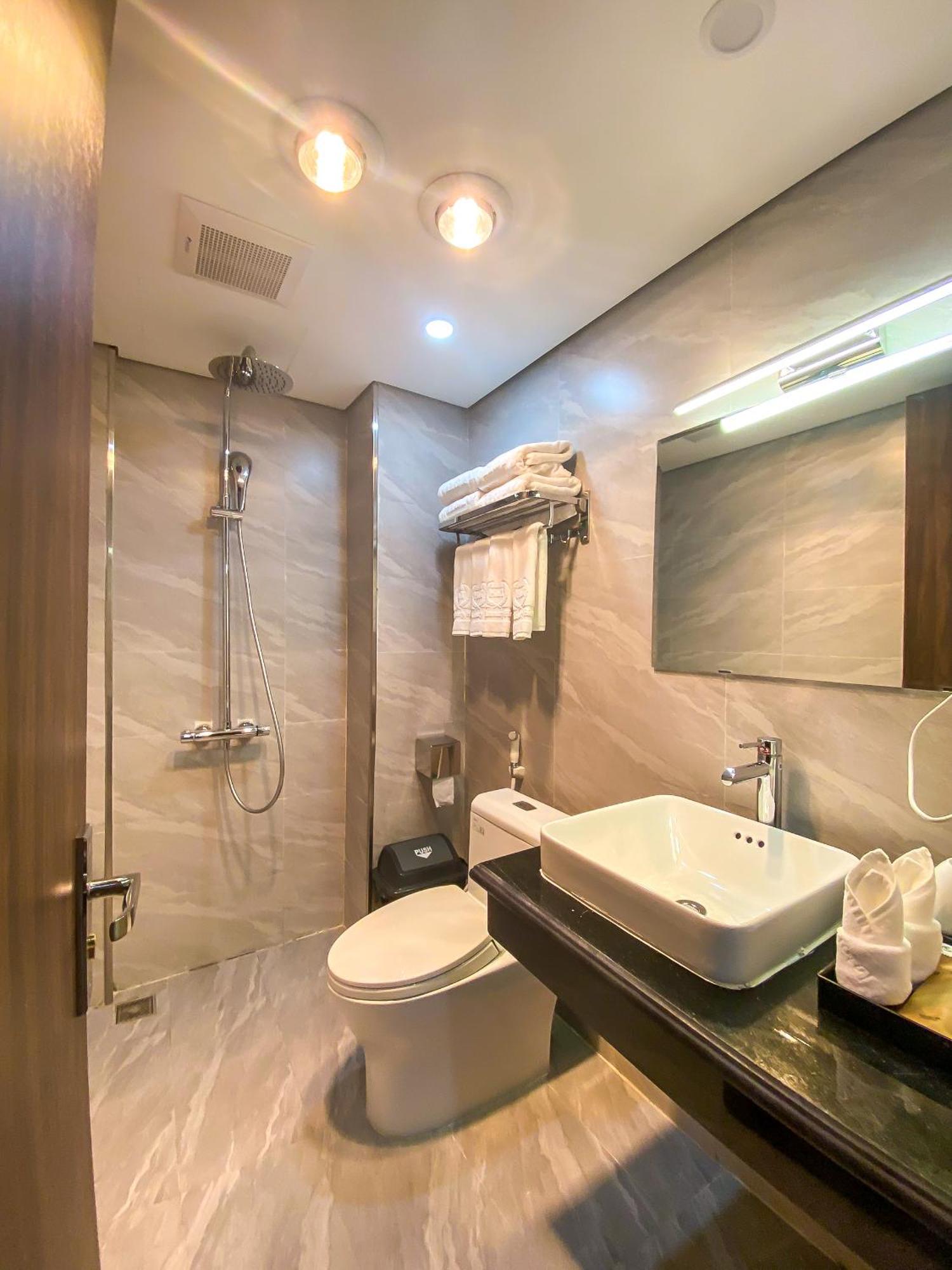 H&T Luxury Hotel Sa Pa Exterior photo