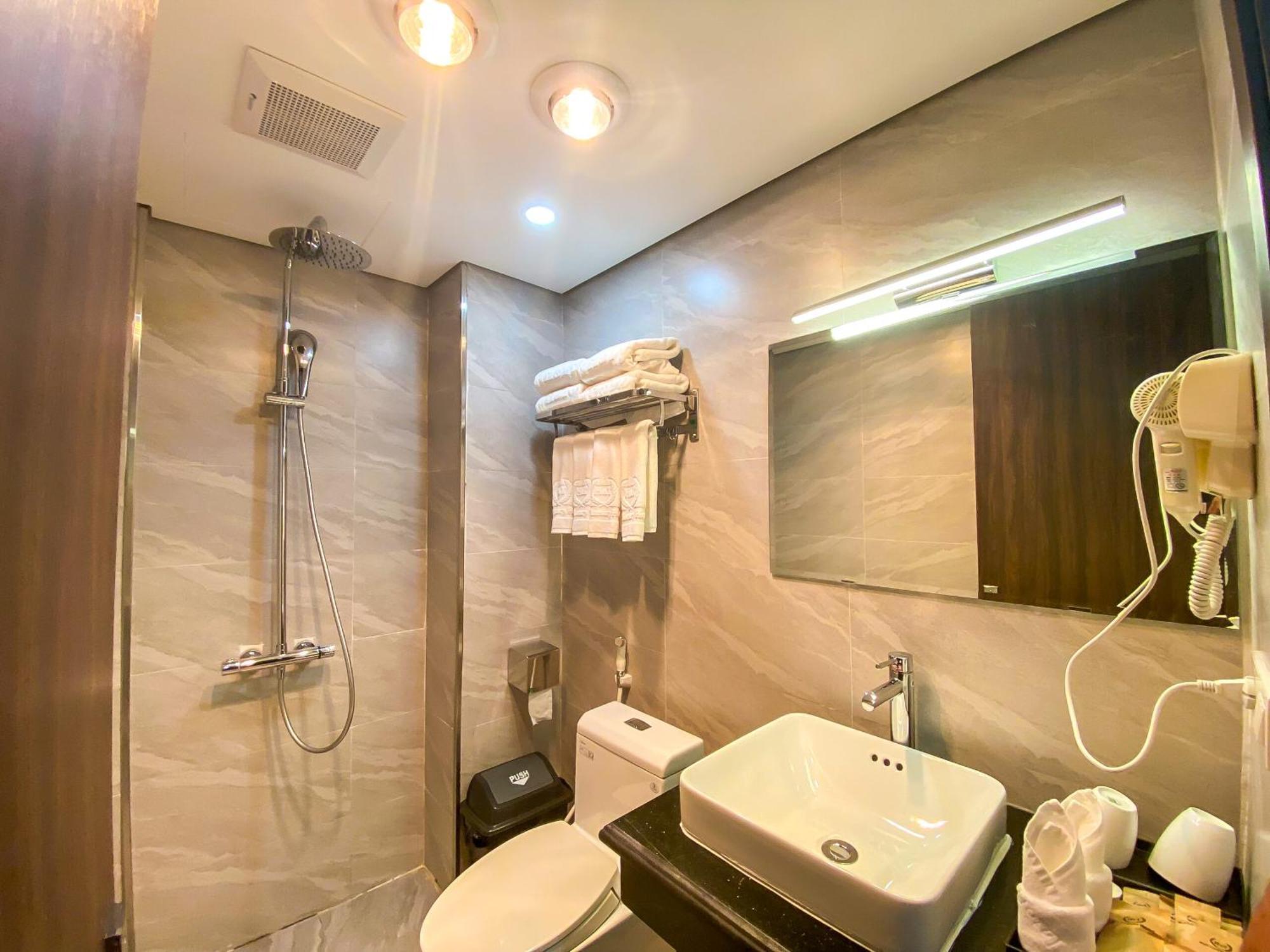 H&T Luxury Hotel Sa Pa Exterior photo